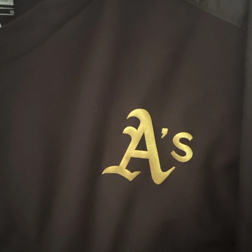 Nike MLB‎ Oakland A's Dri-Fit Long Sleeve Pullover Sweatshirt Men's Size M